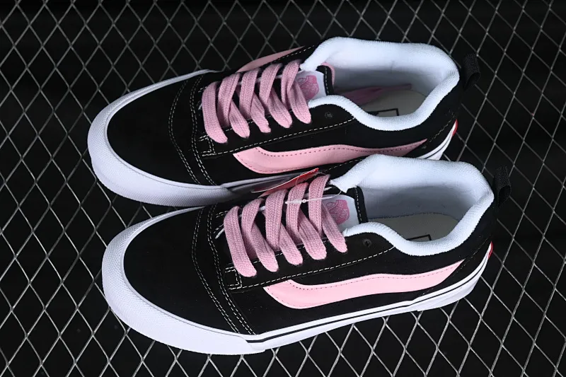 All categories Vans Vans series Vans Low Vans low-top Vans Knu Skool black and pink color comfortable and fashionable non-slip wear-resistant low-top casual sneakers VN0009QCB9P